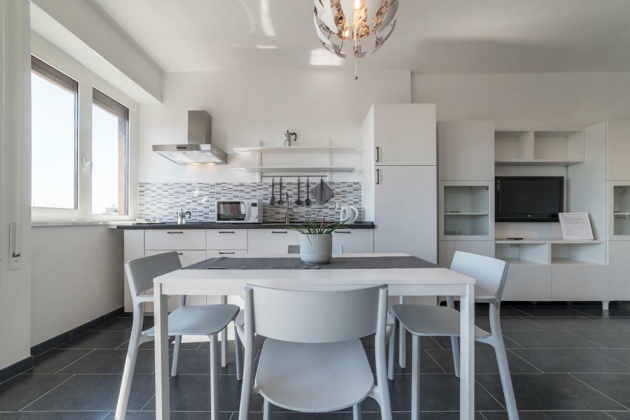 Nomentana White Apartments By Ghor Рим Экстерьер фото